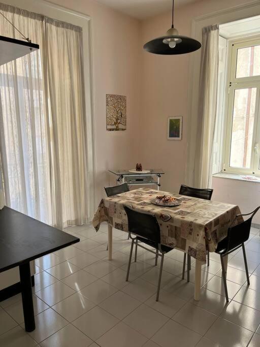 La Casa Di Pepo Appartement Napels Buitenkant foto