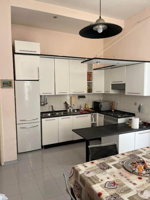 La Casa Di Pepo Appartement Napels Buitenkant foto